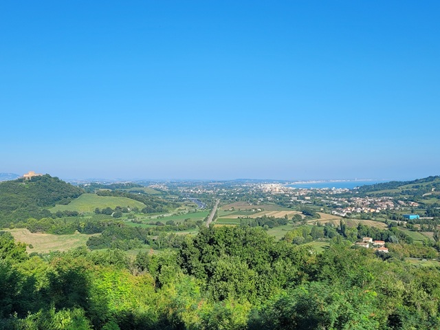 Uitzicht op San Marino en de kust