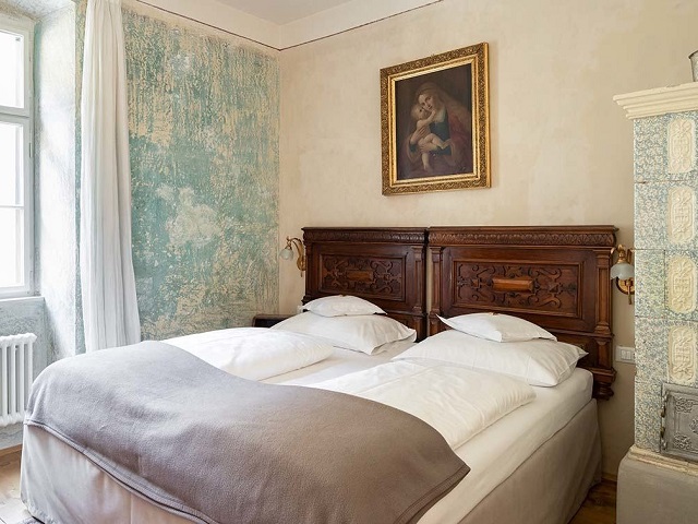 Suite Haller